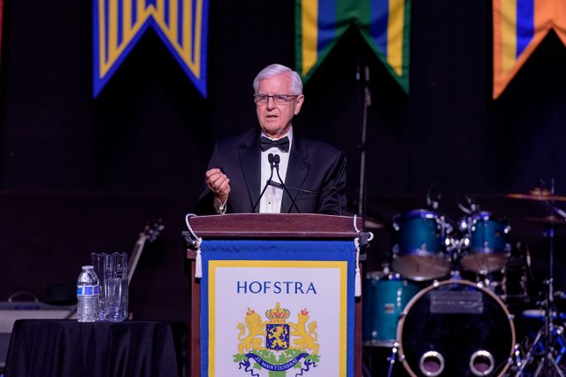 Dean Smith honored at Hofstra Gala 2022