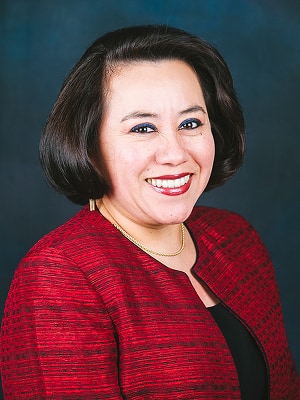 Ivonne Viders headshot